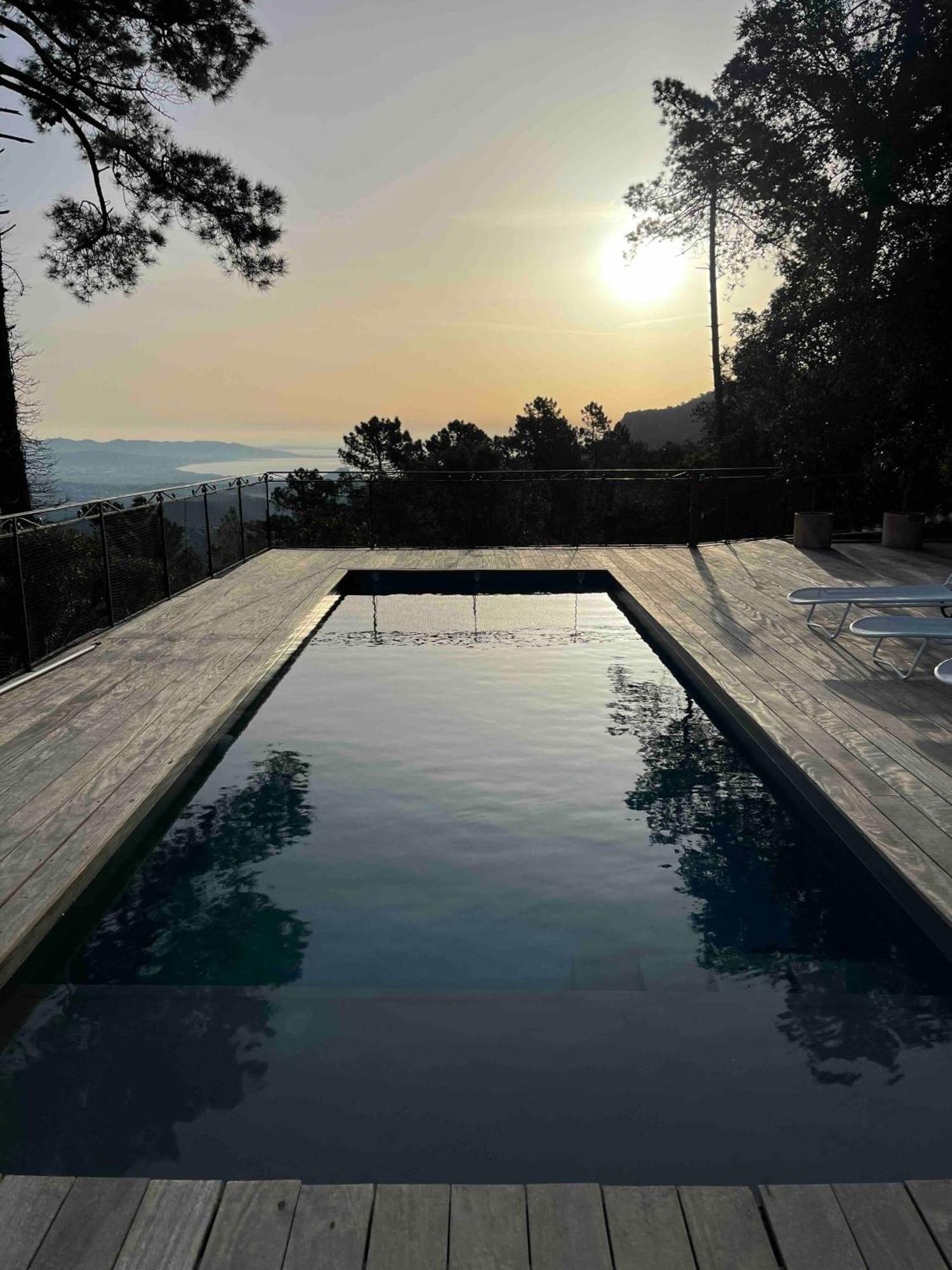 Villa Ormarine, Vue Exceptionnelle Sur La Baie De Cannes Et Le Mercantour لي آدريه دي لستيريل المظهر الخارجي الصورة